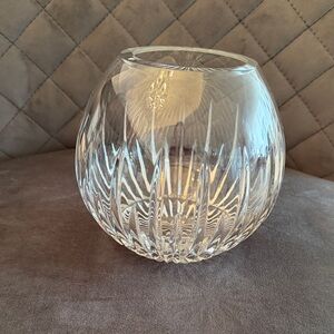 Elegant Clear Glass Vase